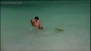 نبك الأخت وزوجة الاب تتحسس