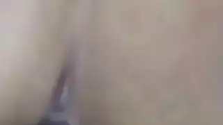 مشهد إكس إكس إكس: فتاة سمراء تتعرض للجماع بقضيب مصري ضخم