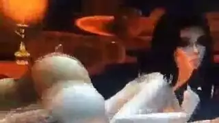 راقصة القطب الأبنوس مفلس يمارس الجنس مع الجمهور مع المنشعب